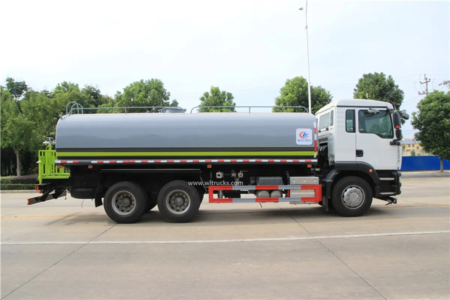 10 tire Sinotruk SITRAK 20m3 water carrier truck