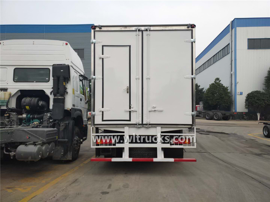 10 wheeler Dongfeng Kinland 20 ton refrigerator container truck