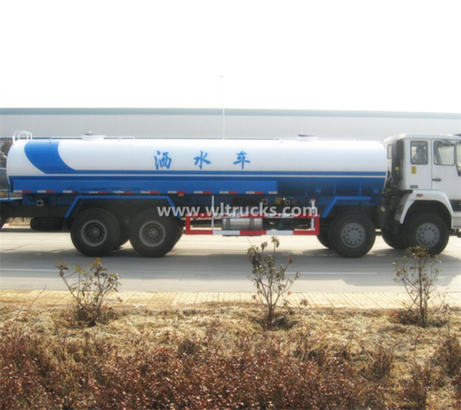 12 tire Sinotruk Steyr 25000L water bowser truck