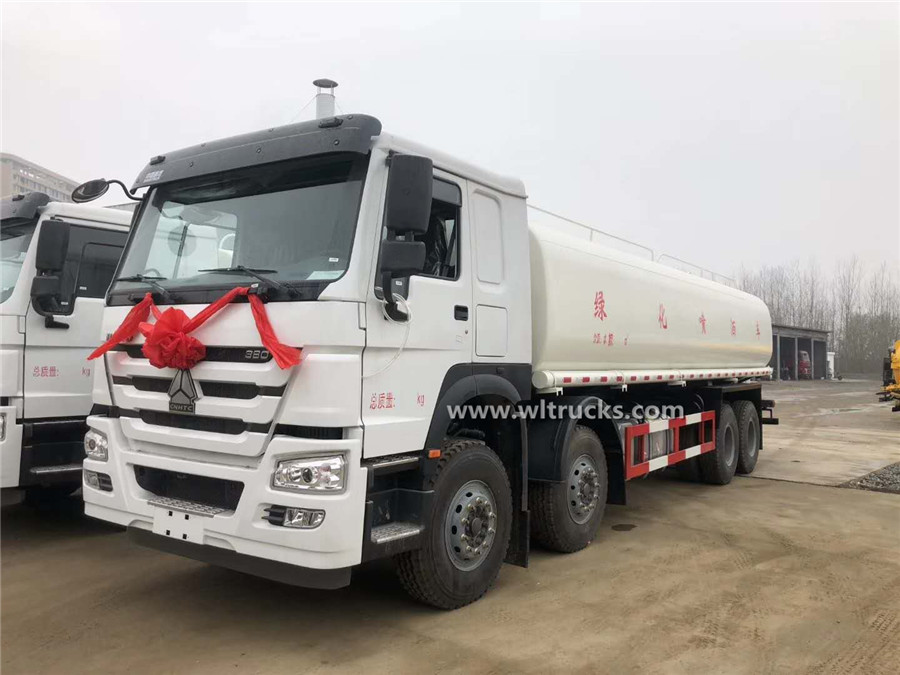 12 tyre Sinotruk HOWO 25m3 water delivery truck