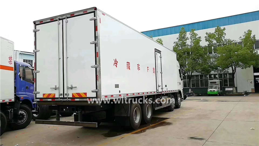 12 wheeler DFLZ 30 ton freezer food transport truck