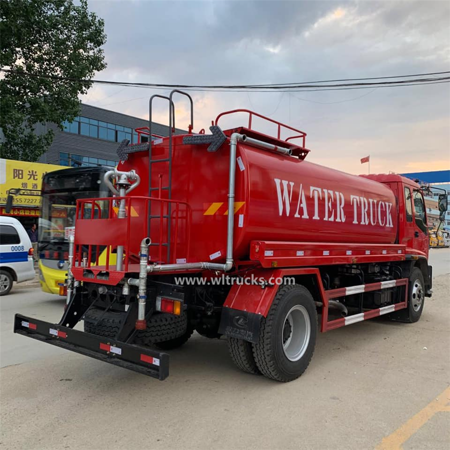 6 tire ISUZU FTR 15000L water tank truck