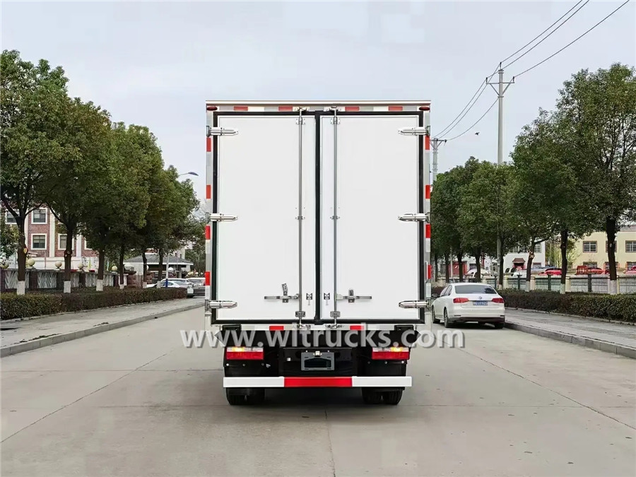 6 tyre FAW 4 ton fridge truck