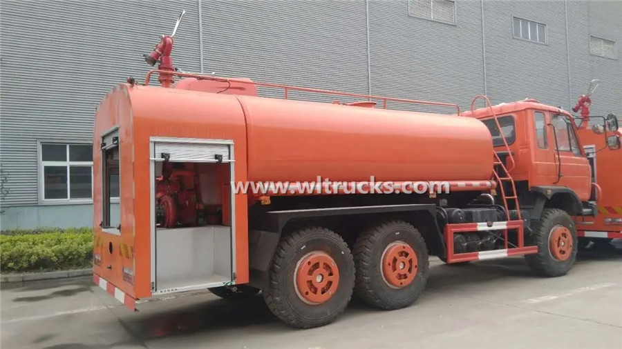 6WD Dongfeng 12 ton water tank fire truck