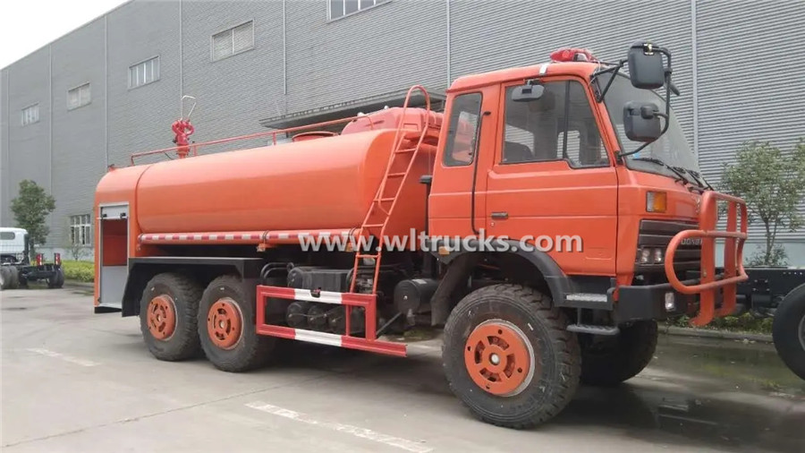 6WD Dongfeng 12000L fire fighting water tanker truck