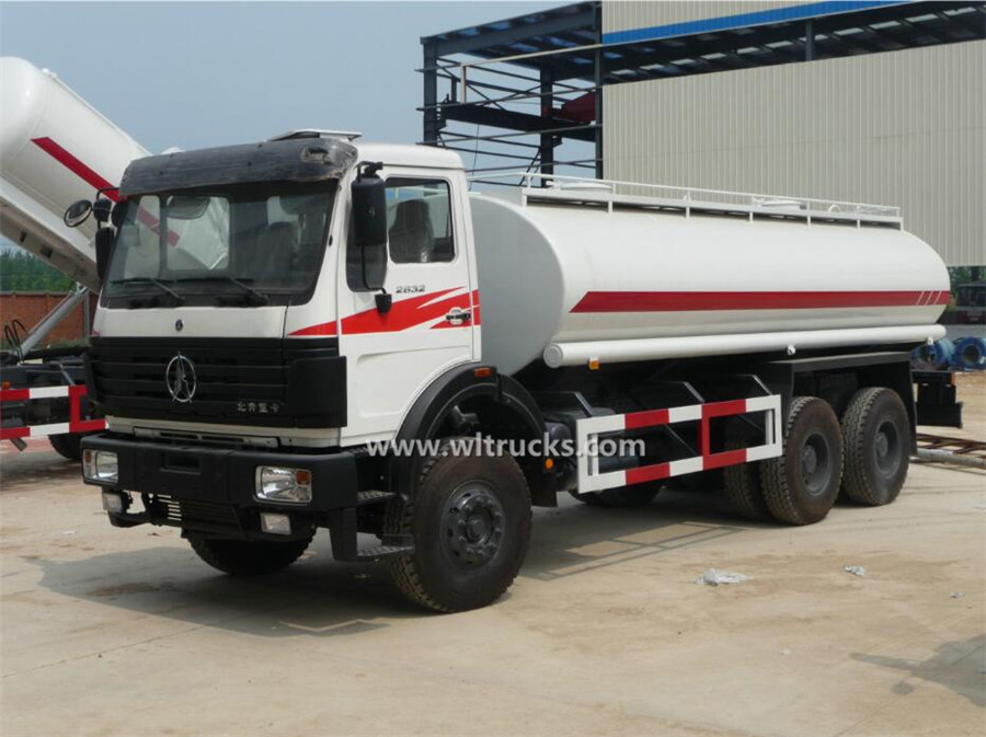 6WD North benz water delivery truck