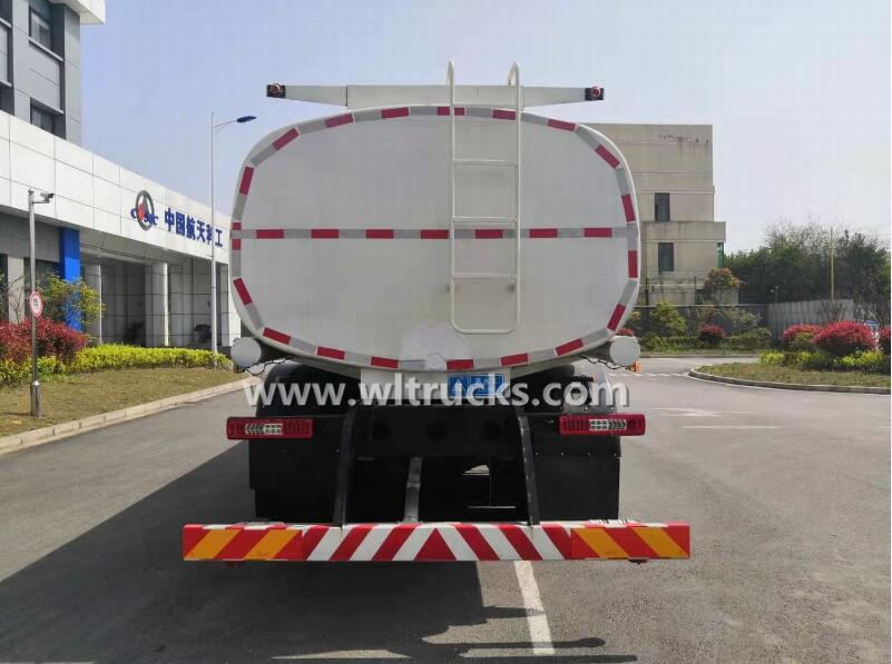 8x4 Beiben 25000L water tank truck