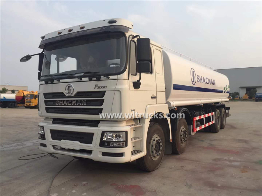 8x4 Shacman F3000 25000L water tanker car