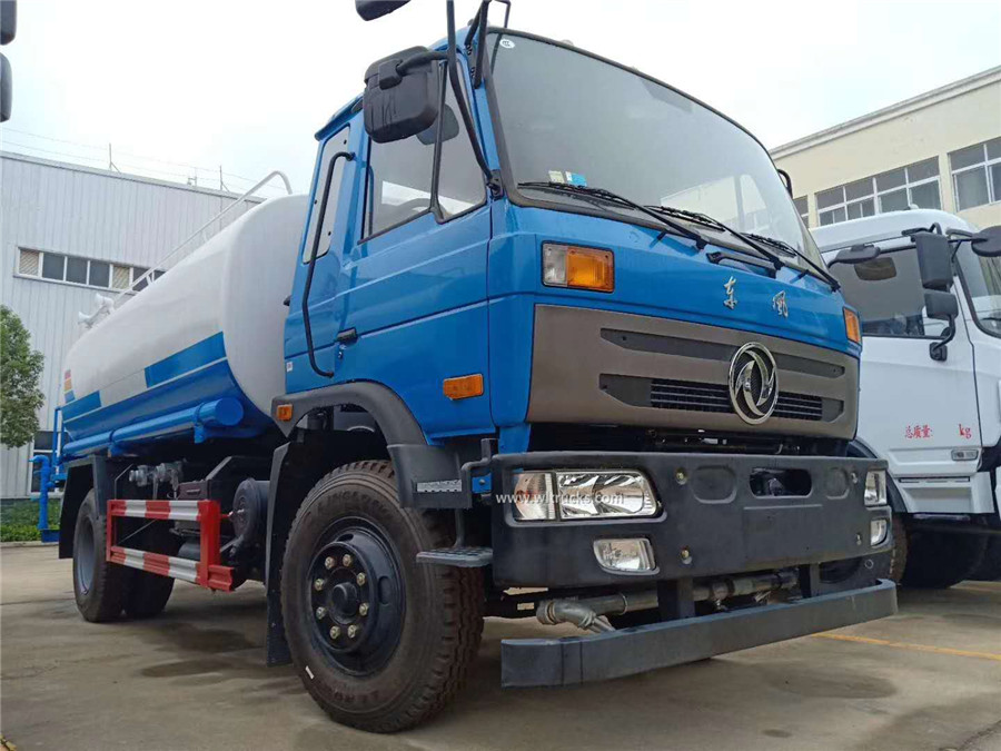 DFAC 10000L water tank truck