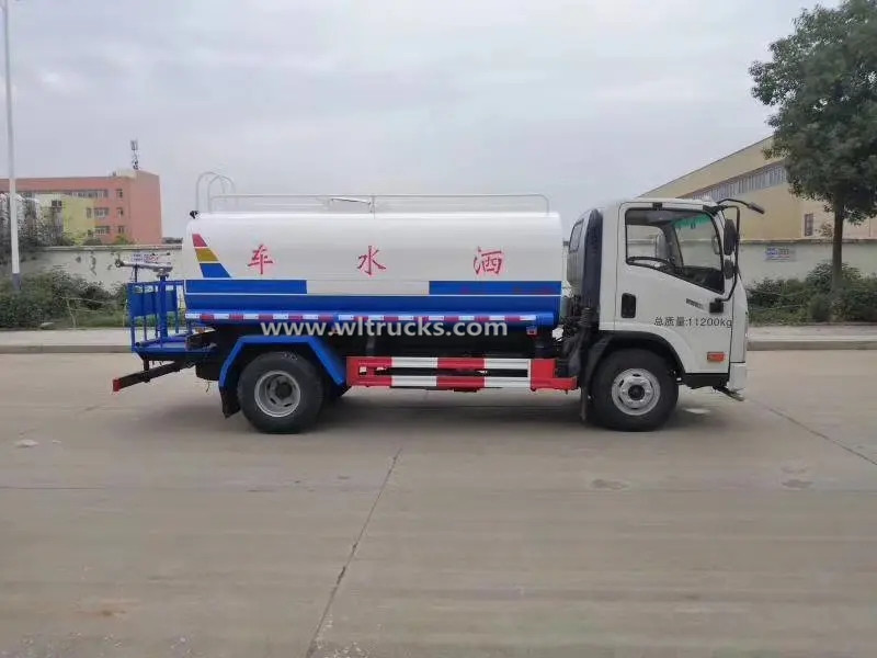 Dayun 6000L water delivery truck