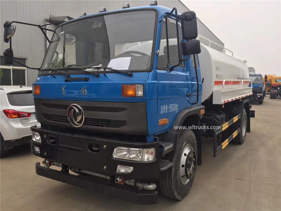 Dongfeng 15000L water tank truck
