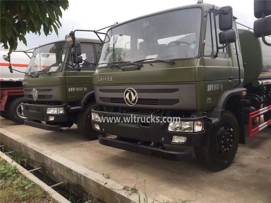 Dongfeng 4WD 12m3 water bladder truck
