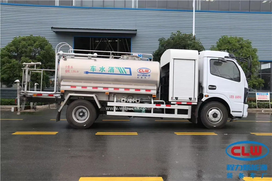 Dongfeng 5000liters electric Aluminum water tank truck