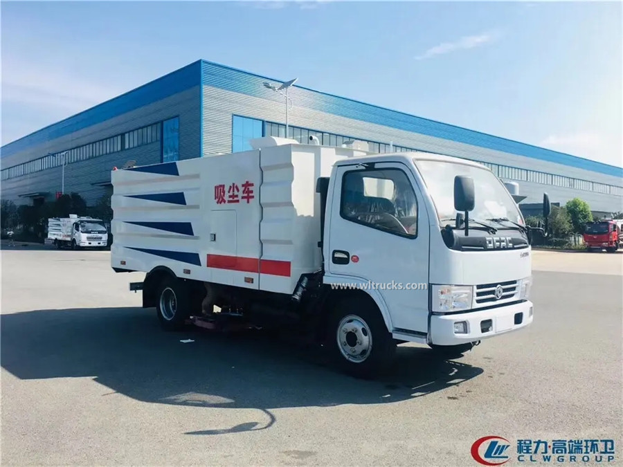 Dongfeng 5cbm vacuum cleaner truck