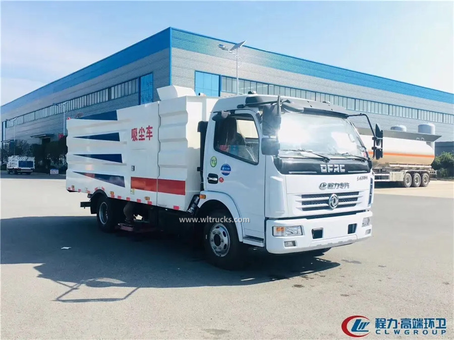 Dongfeng 6 ton vacuum sweeper