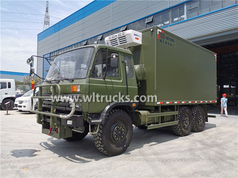 Dongfeng 6x6 refrigerator freezer truck