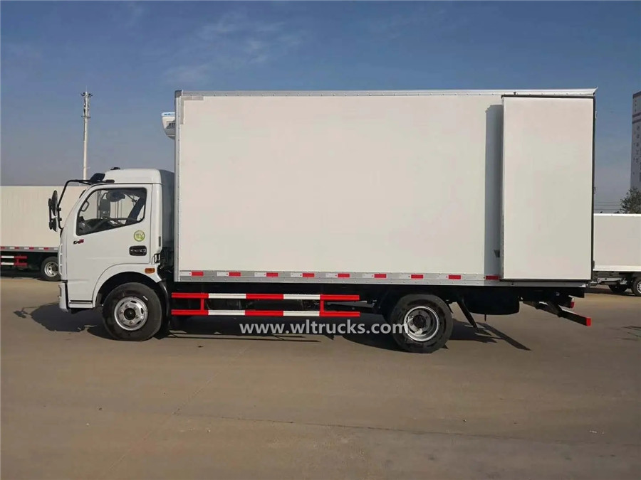 Dongfeng Duolika 5 ton cold room truck