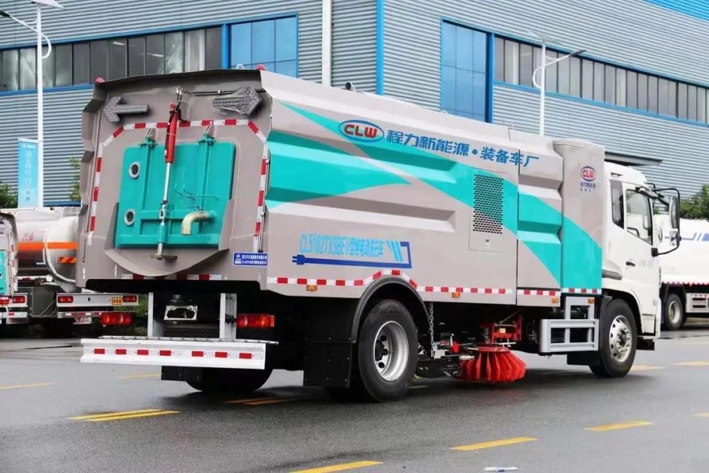 Dongfeng Kinrun 15 ton electric road washing and sweeping truck