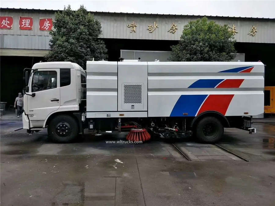 Dongfeng Kinrun 16m3 washing and sweeping road machine