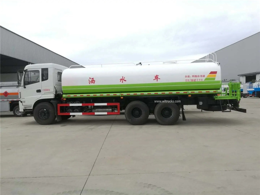 Dongfeng Kinrun 20m3 water sprinkler truck