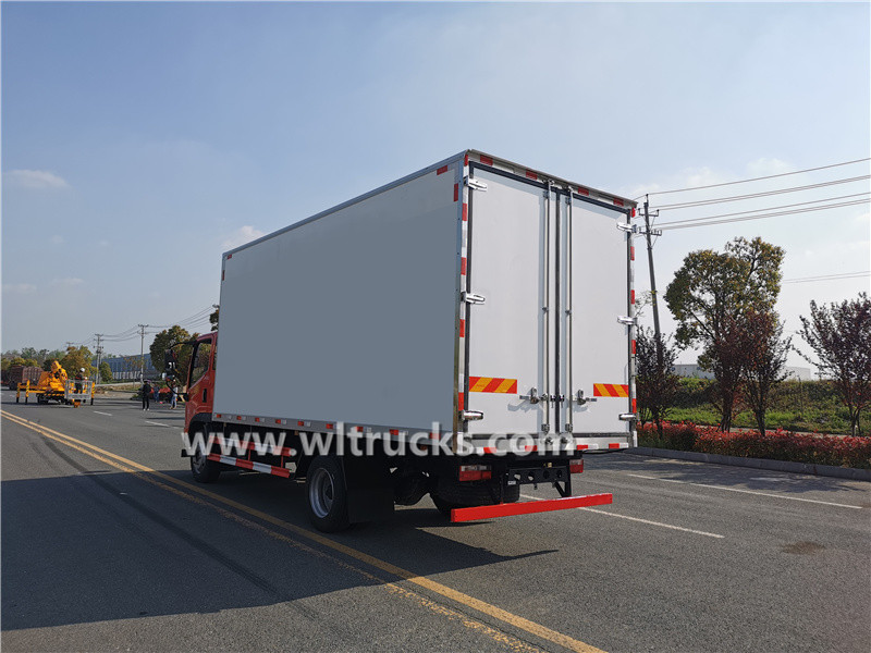 FAW 10t meat transport refrigerated truck