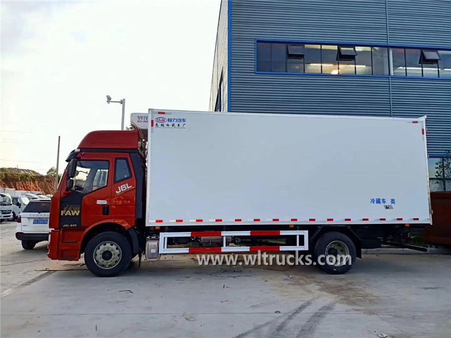 FAW 15t box freezer truck