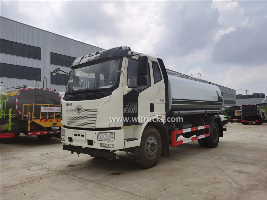 FAW J6L 16000 liters water tank truck