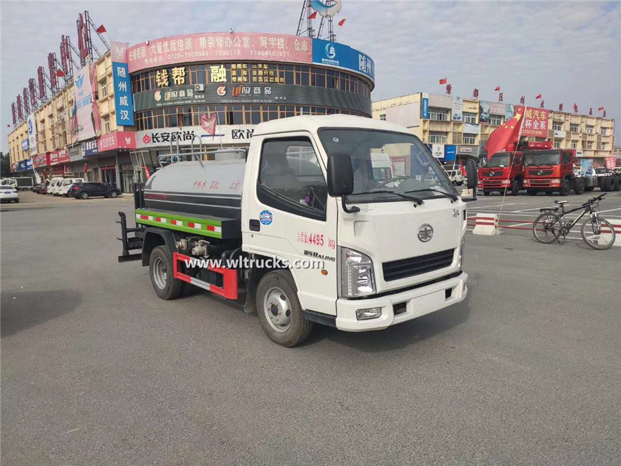 FAW 3000 liter water truck