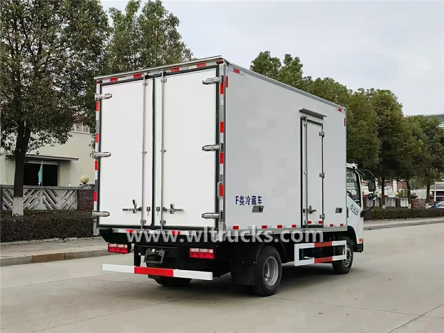 FAW 4meters reefer truck