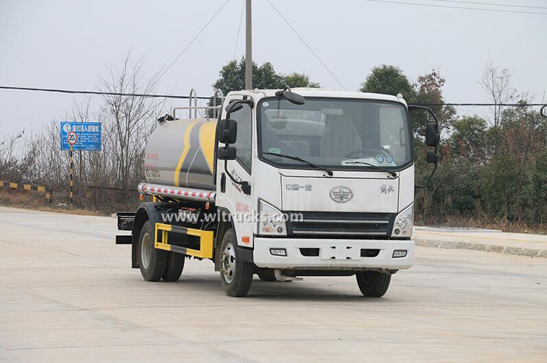 FAW 5000l water tank truck