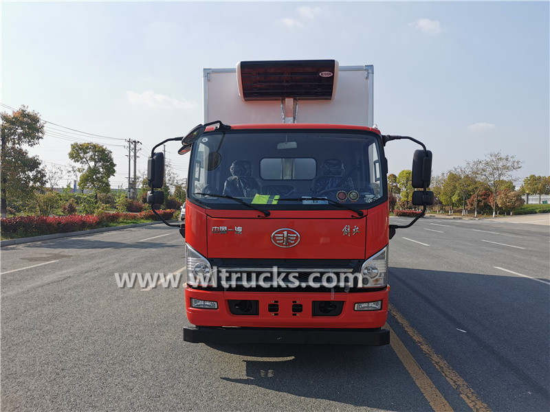 FAW 8t refrigerated cargo truck