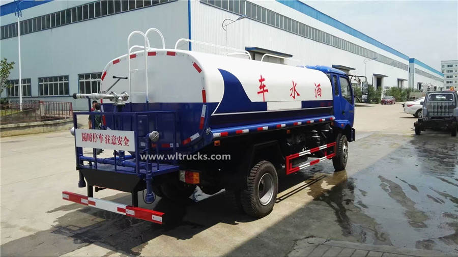 Forland 3000 gallon water delivery truck