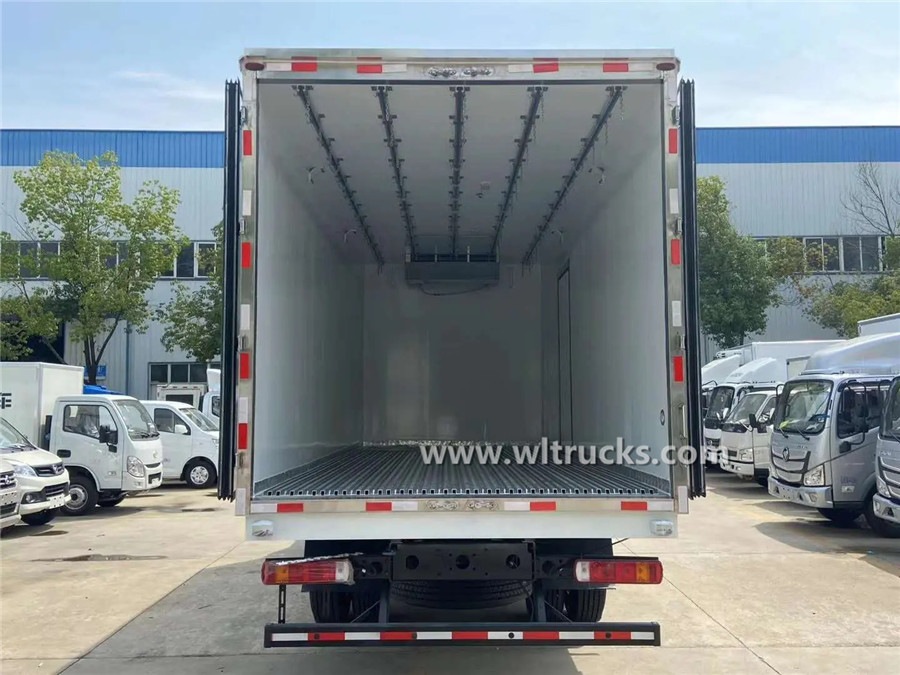 Foton 12 tonne carrier freezer truck