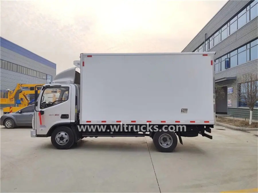 Foton Ollin 4 meters refrigerator freezer truck