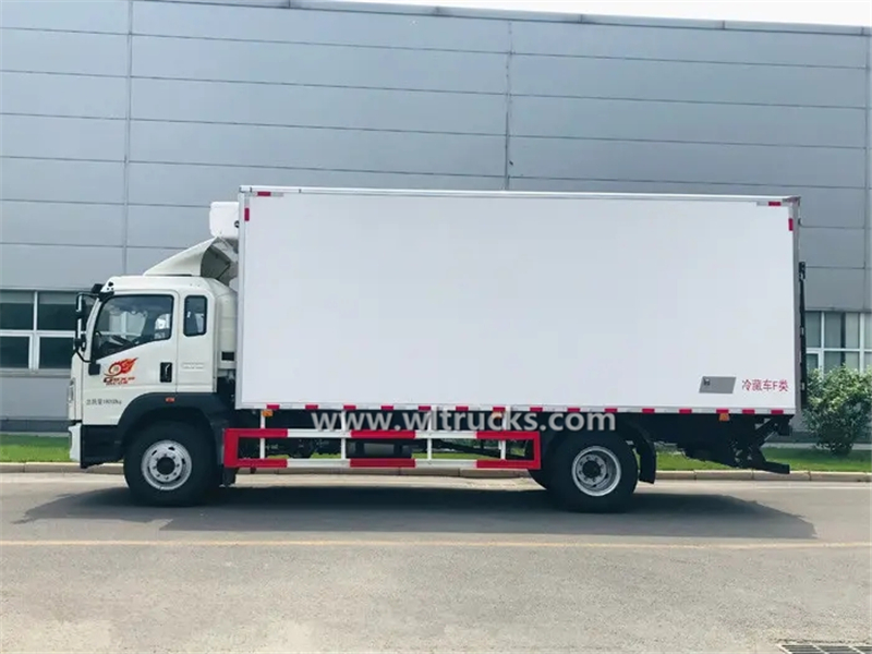 HOWO 6.6 meters reefer van truck