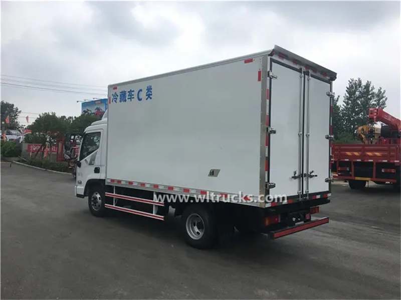 Hyundai 4 tonne cooling truck