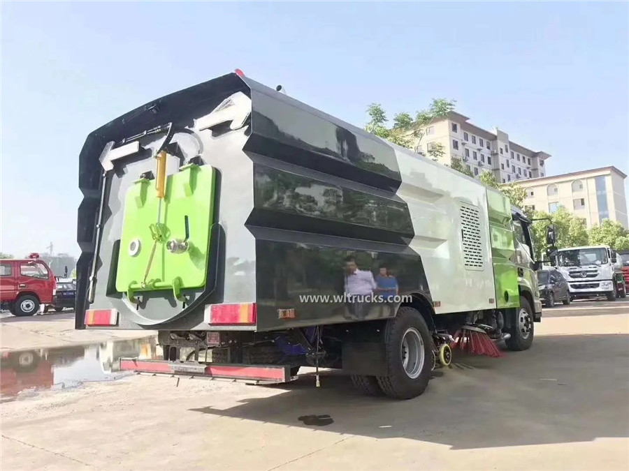 Hyundai 5 ton street washing sweeping truck