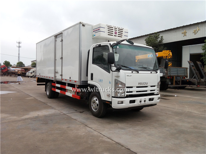 ISUZU 20ft refrigerator truck