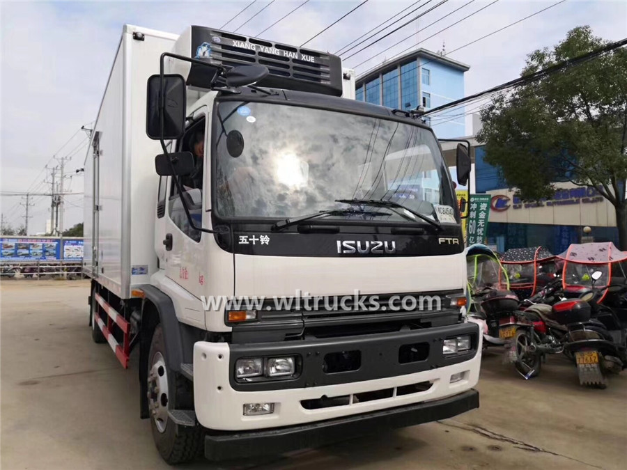 ISUZU Ftr 10 ton freezer truck