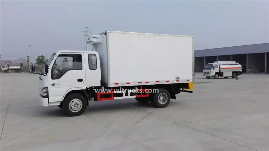 Isuzu Nkr mini double cabin refrigerator trucks