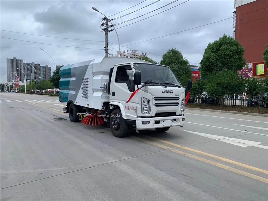 JMC 5cbm road washing and sweeping truck