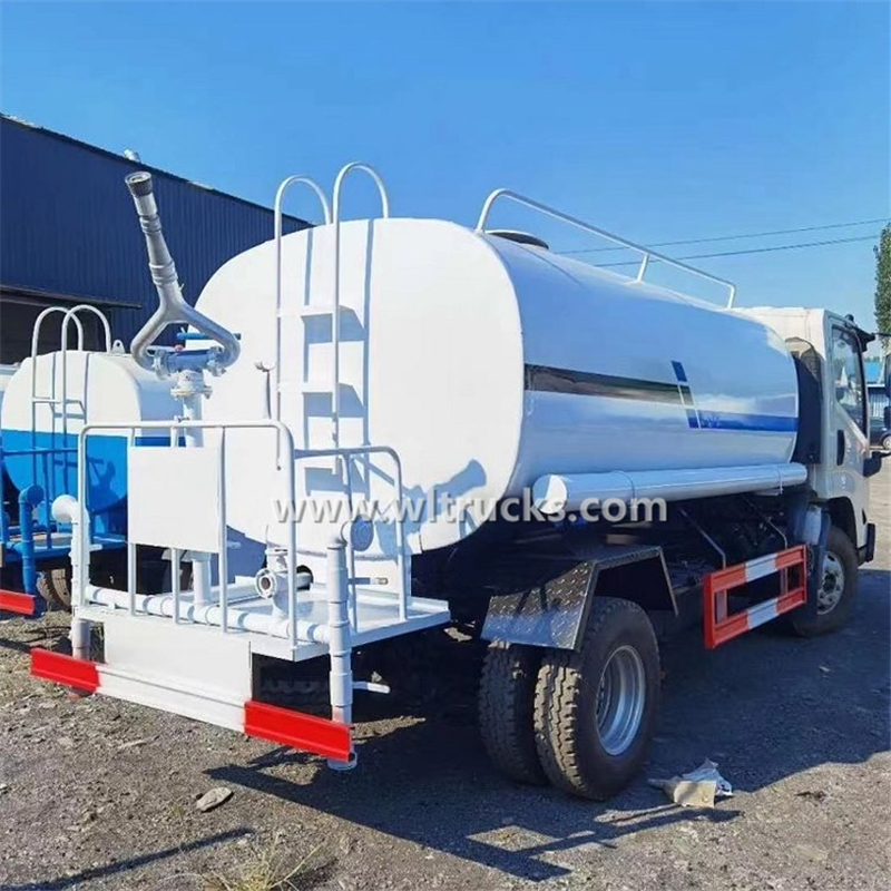 JMC 8 ton water sprinkler truck