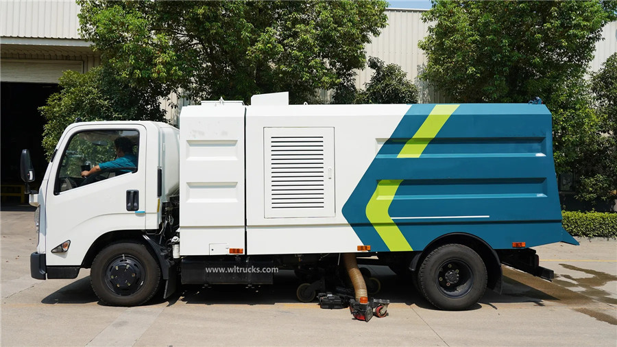 JMC 8cbm dust vacuum road sweeper truck