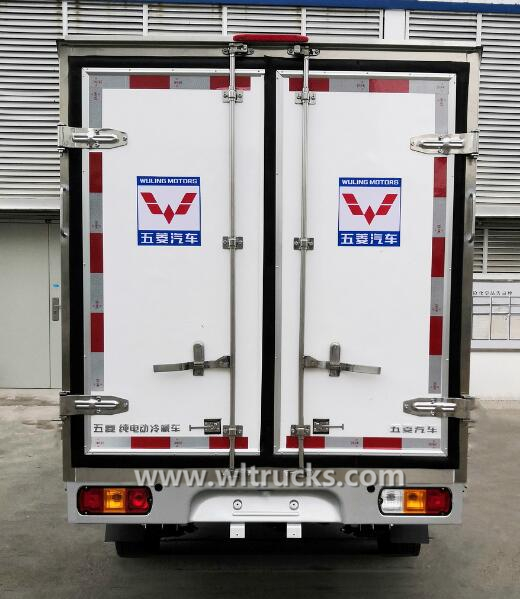 SGMW electric 1500kg fish transport refrigerator truck