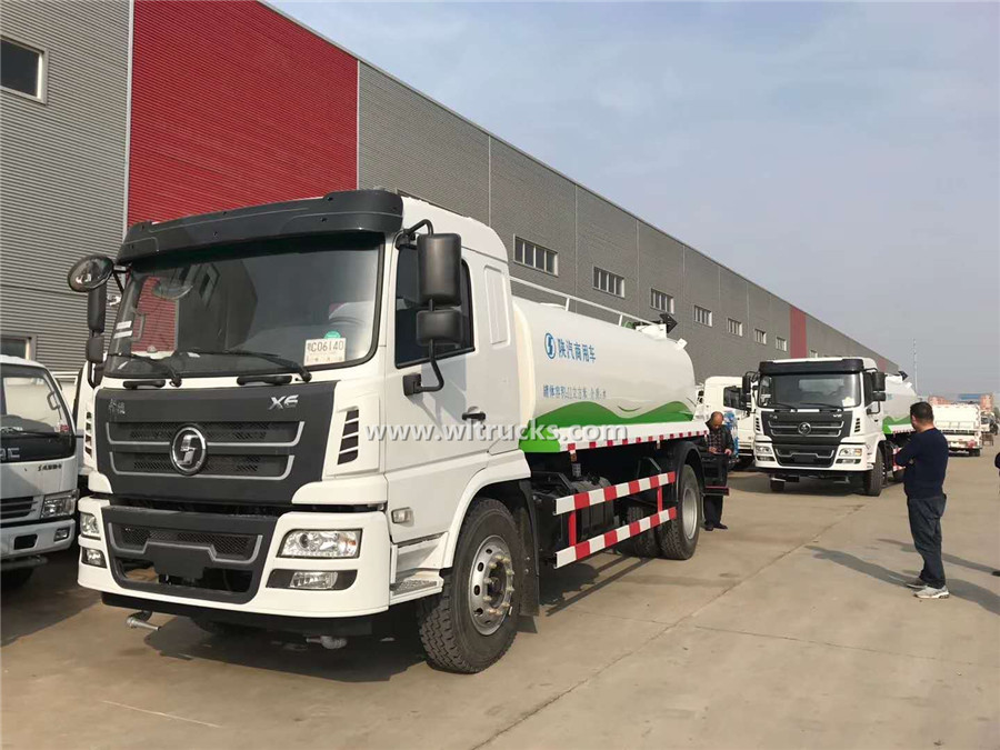 Shacman Xuande X6 15ton water sprinkler truck