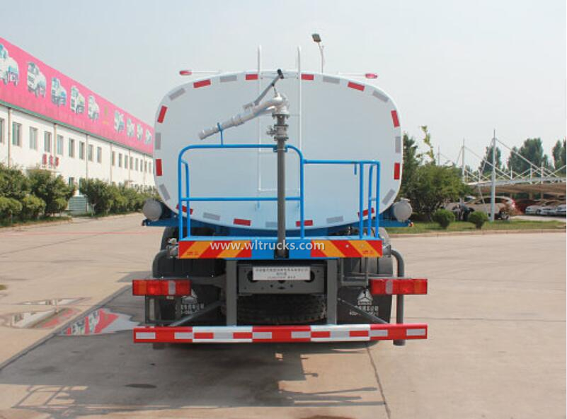 Sinotruk Haohan 20000L water supply tanker