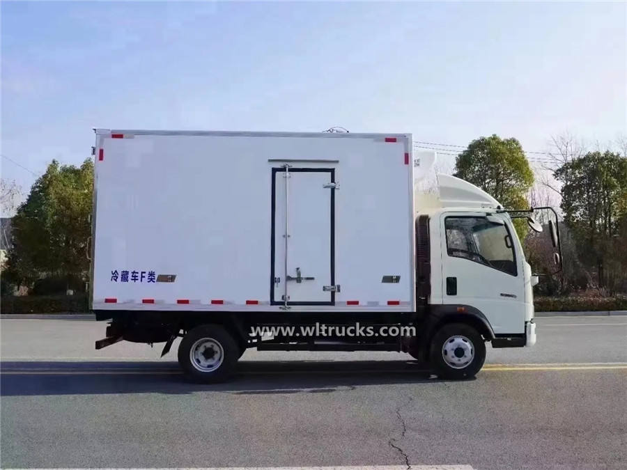 Sinotruk Howo 3 tonne refrigerated truck