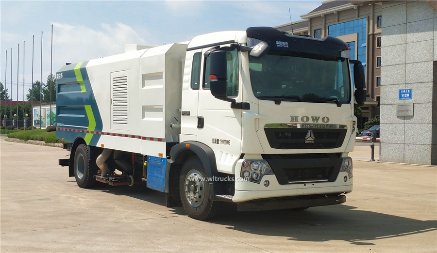 Sinotruk Howo 8 ton commercial sweeper