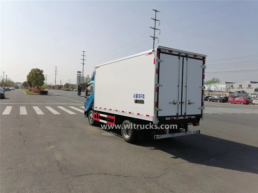 WAW 4 ton refrigerate vehicle