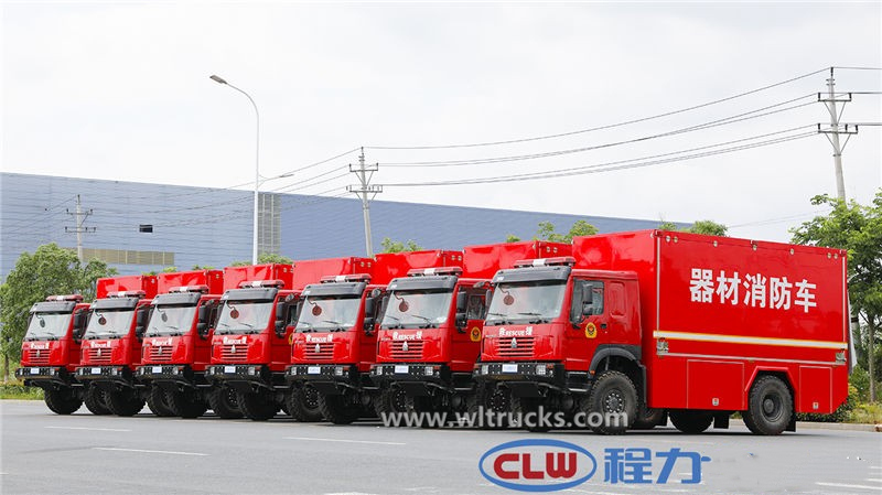 4x4 Sinotruk Howo Equipment Fire Truck